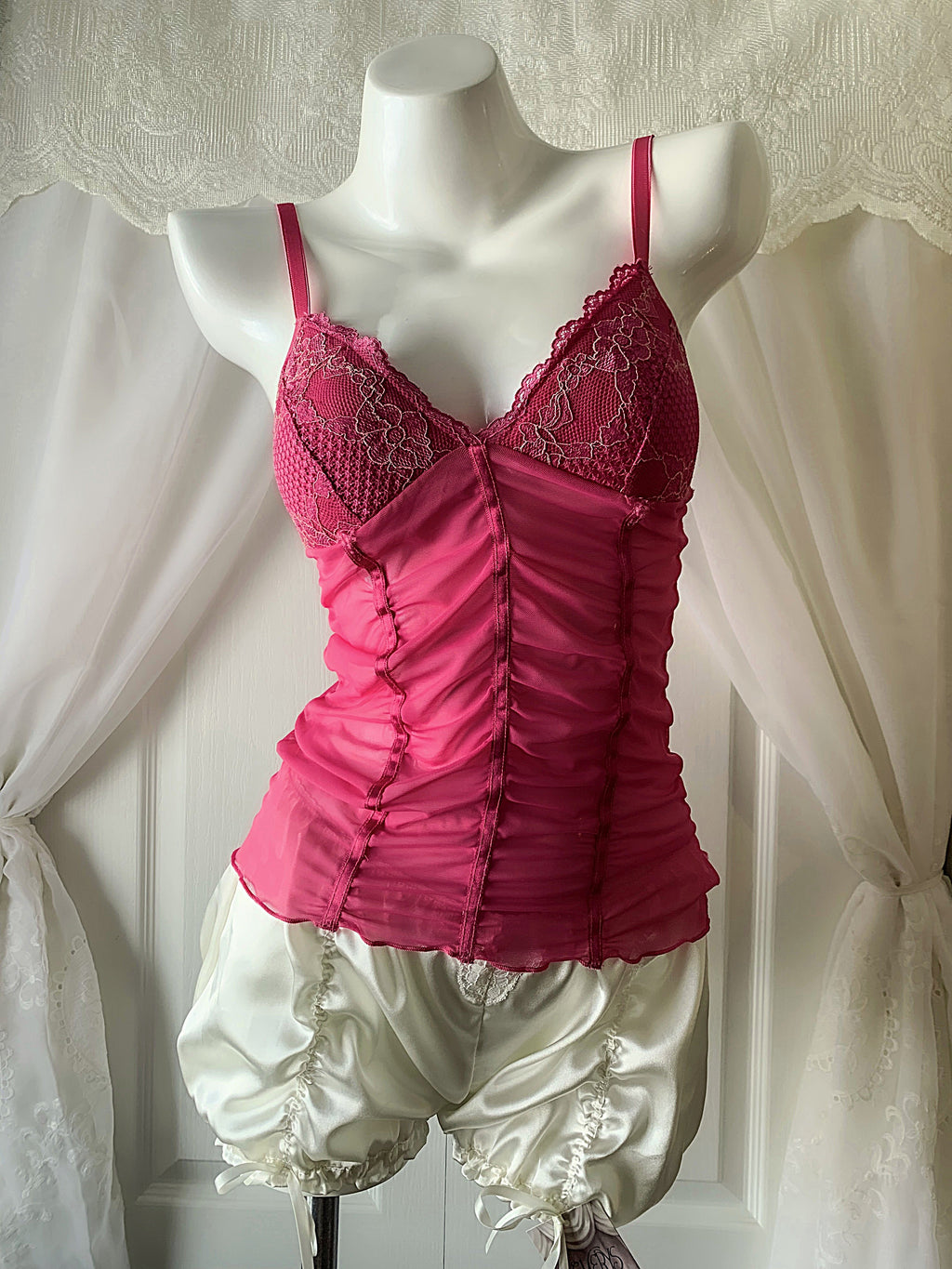 Fushia mesh & lace cami - Second hand