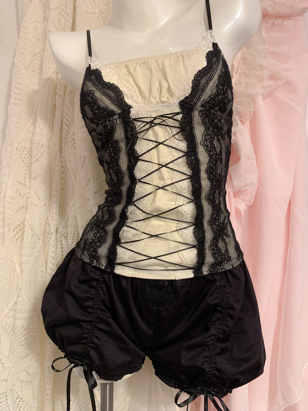 Aelys Lace up Top