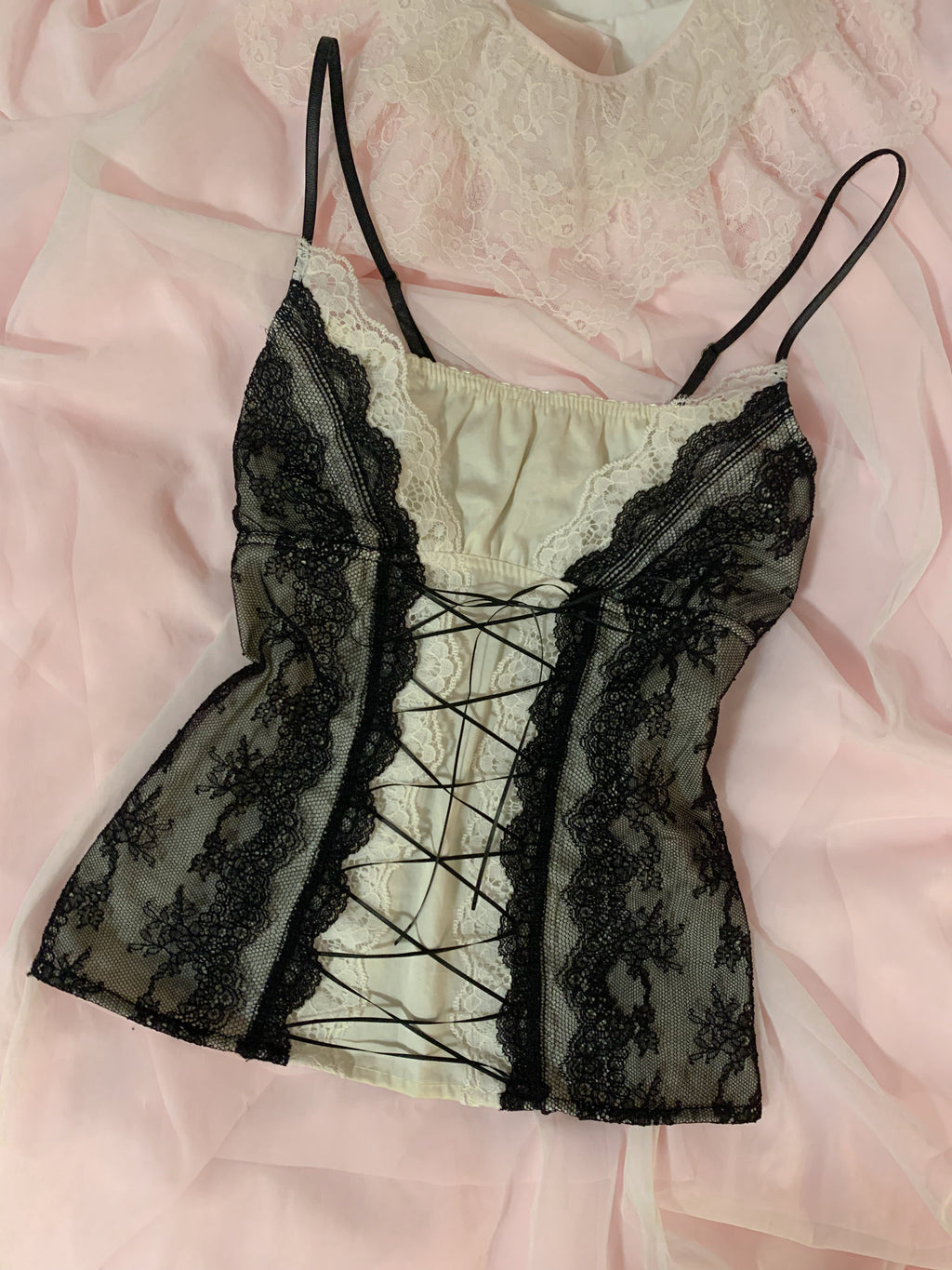 Aelys Lace up Top